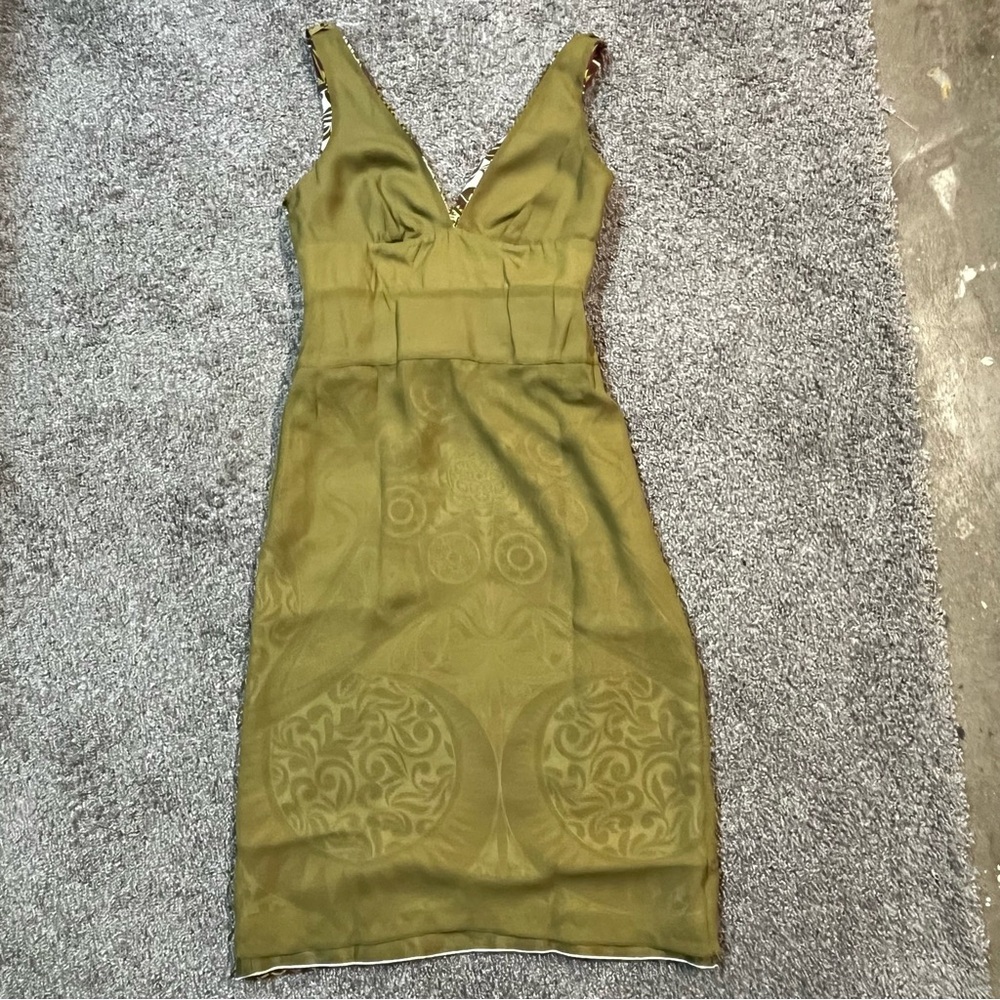Nicole Miller silk dress. - Picture 10 of 13